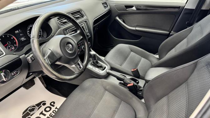 Volkswagen Jetta VI Рестайлинг с пробегом 2014 года, цена 999 000 рублей, 201940 км, седан, Автокод Объявления