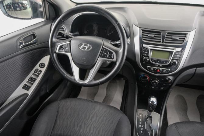 Hyundai Solaris I с пробегом 2011 года, цена 799 000 рублей, 202000 км, седан, Автокод Объявления