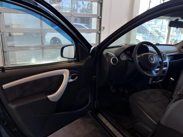Renault Sandero I с пробегом 2011 года, цена 435 000 рублей, 209045 км, хэтчбек, Автокод Объявления