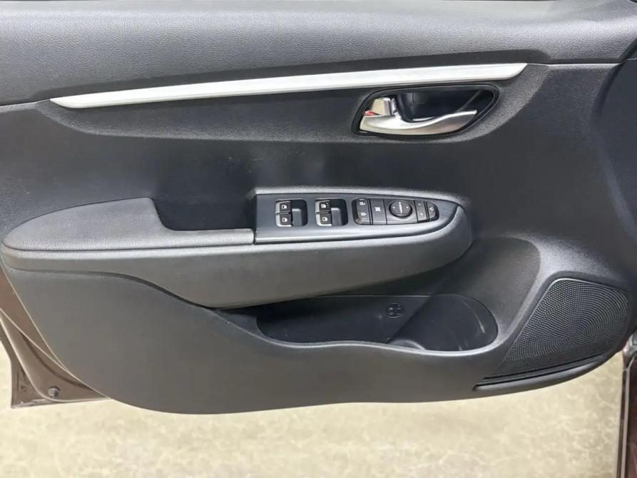 Kia Rio IV Рестайлинг Саратов  - изображение 12