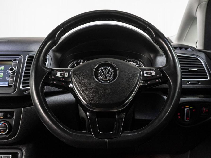 Volkswagen Sharan II Рестайлинг Тюмень  - изображение 21