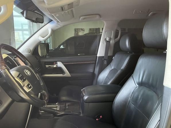 Toyota Land Cruiser 200 Series Рестайлинг 1 с пробегом 2012 года, цена 3 870 000 рублей, 184000 км, внедорожник, Автокод Объявления