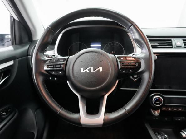 Kia Rio IV Рестайлинг с пробегом 2021 года, цена 1 765 000 рублей, 62000 км, седан, Автокод Объявления