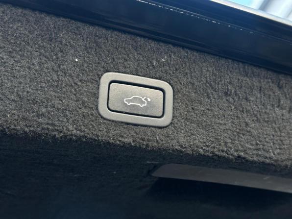 Volvo XC70 II с пробегом 2011 года, цена 1 199 000 рублей, 323992 км, универсал, Автокод Объявления