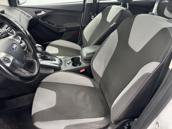 Ford Focus III с пробегом 2012 года, цена 675 000 рублей, 145812 км, седан, Автокод Объявления