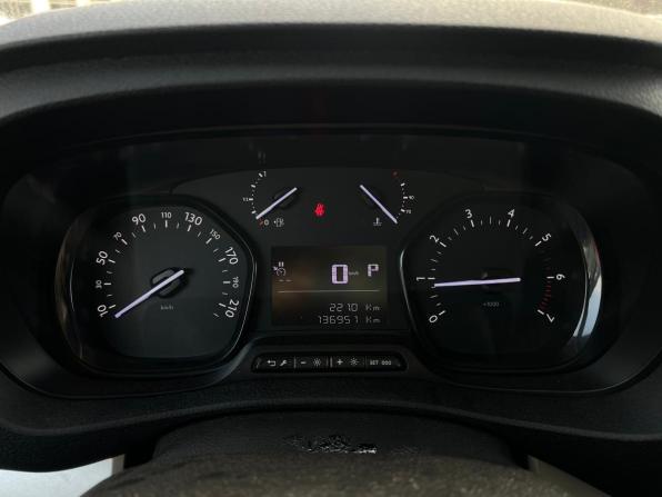 Peugeot Traveller I с пробегом 2019 года, цена 1 999 000 рублей, 136948 км, минивэн, Автокод Объявления