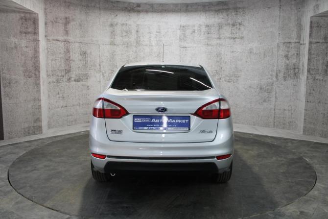 Ford Fiesta Mk6 Рестайлинг с пробегом 2015 года, цена 782 000 рублей, 132913 км, седан, Автокод Объявления