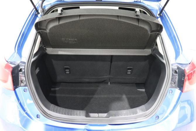 Mazda Demio IV (DJ) с пробегом 2018 года, цена 1 130 000 рублей, 30045 км, хэтчбек, Автокод Объявления