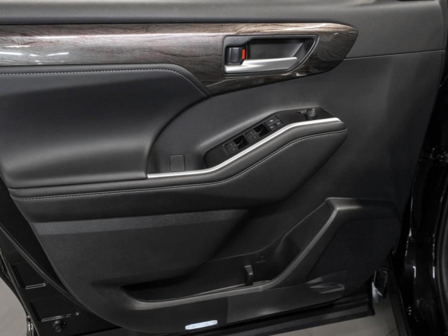 Toyota Highlander IV (XU70) Москва  - изображение 16