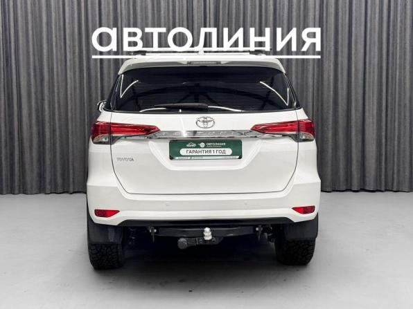 Toyota Fortuner II с пробегом 2017 года, цена 3 000 000 рублей, 158000 км, внедорожник, Автокод Объявления