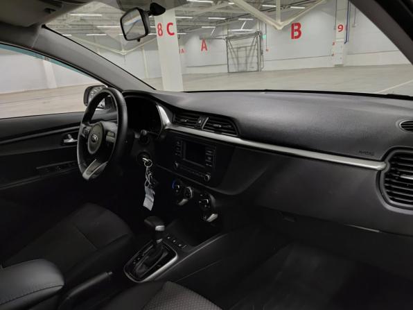 Kia Rio IV Рестайлинг с пробегом 2021 года, цена 1 980 000 рублей, 37709 км, хэтчбек, Автокод Объявления