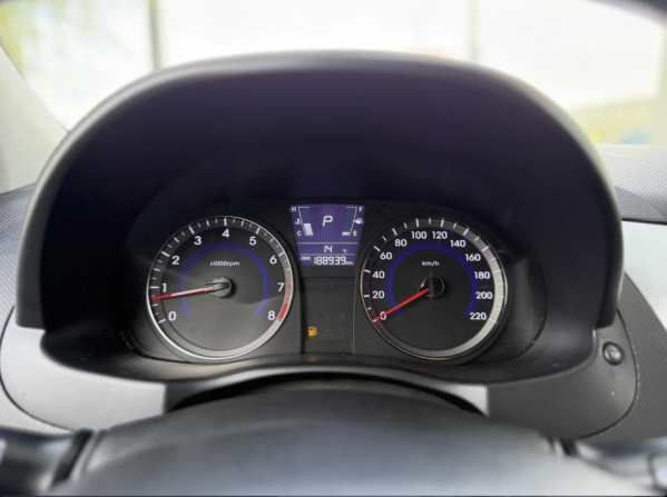 Hyundai Solaris I с пробегом 2013 года, цена 790 000 рублей, 188934 км, хэтчбек, Автокод Объявления