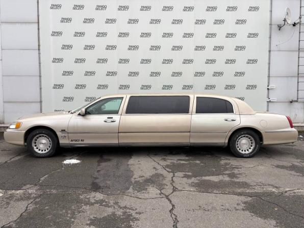 Lincoln Town Car III с пробегом 2001 года, цена 444 000 рублей, 225000 км, седан, Автокод Объявления
