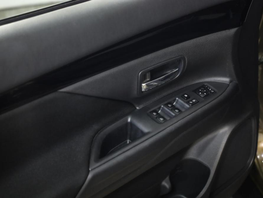 Mitsubishi Outlander III Рестайлинг 3 Санкт-Петербург  - изображение 23