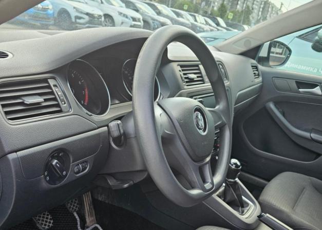 Volkswagen Jetta VI Рестайлинг с пробегом 2016 года, цена 1 220 000 рублей, 134950 км, седан, Автокод Объявления