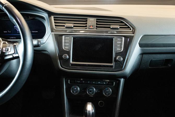 Volkswagen Tiguan II с пробегом 2016 года, цена 2 400 000 рублей, 134084 км, внедорожник, Автокод Объявления
