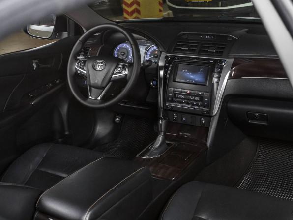 Toyota Camry VII (XV50) Рестайлинг с пробегом 2016 года, цена 1 899 000 рублей, 171326 км, седан, Автокод Объявления