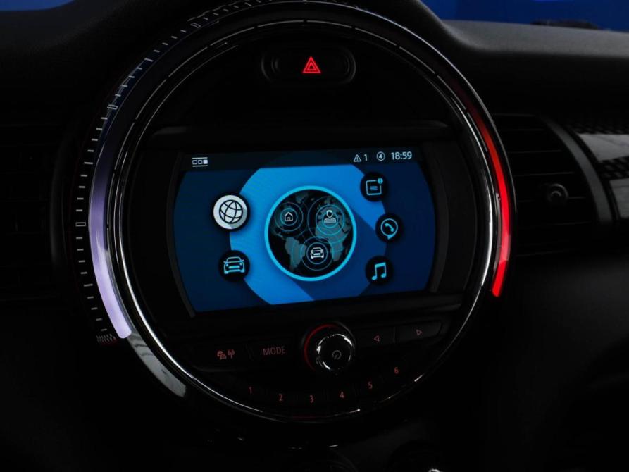 Mini Hatch III (F55/F56) Москва  - изображение 21