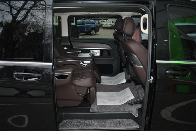 Mercedes-Benz V-Класс III (W447) Рестайлинг 2 с пробегом 2025 года, цена 13 490 000 рублей, 700 км, минивэн, Автокод Объявления