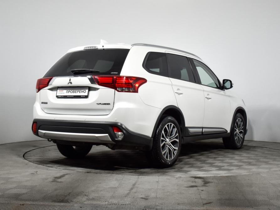 Mitsubishi Outlander III Рестайлинг 3 Санкт-Петербург  - изображение 5