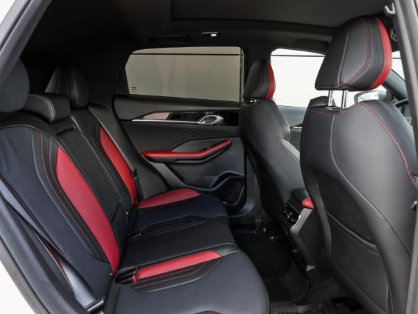 Geely Coolray I Рестайлинг с пробегом 2024 года, цена 2 149 000 рублей, 47000 км, внедорожник, Автокод Объявления