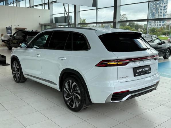 Geely Monjaro I с пробегом 2024 года, цена 3 695 000 рублей, 20590 км, внедорожник, Автокод Объявления