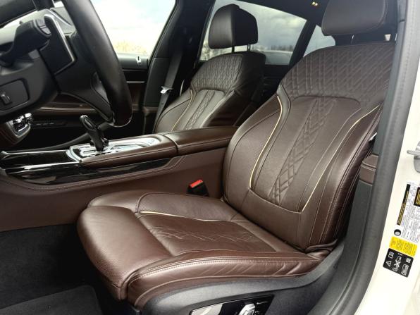 BMW 7 серии VI (G11/G12) Рестайлинг с пробегом 2021 года, цена 7 890 000 рублей, 44018 км, седан, Автокод Объявления
