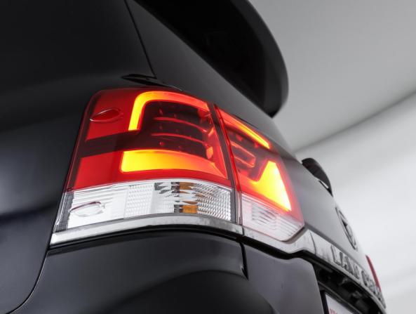 Toyota Land Cruiser 200 Series Рестайлинг 2 с пробегом 2018 года, цена 6 448 000 рублей, 137908 км, внедорожник, Автокод Объявления