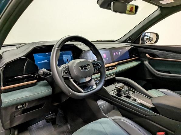 Geely Monjaro I с пробегом 2024 года, цена 3 550 000 рублей, 25523 км, внедорожник, Автокод Объявления