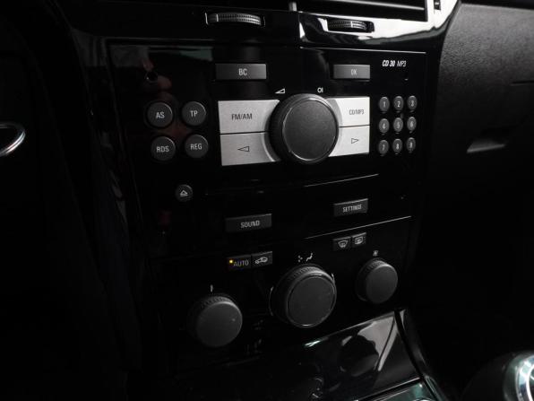Opel Astra H Рестайлинг с пробегом 2011 года, цена 699 000 рублей, 111496 км, хэтчбек, Автокод Объявления