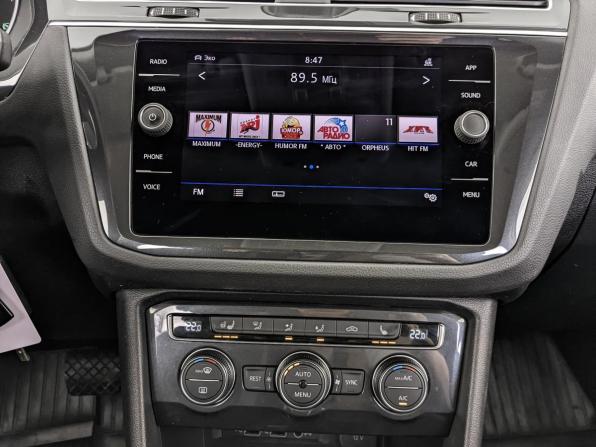 Volkswagen Tiguan II с пробегом 2020 года, цена 2 385 000 рублей, 111039 км, внедорожник, Автокод Объявления