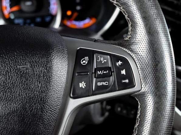 Lada (ВАЗ) Vesta I с пробегом 2021 года, цена 1 300 000 рублей, 70303 км, универсал, Автокод Объявления
