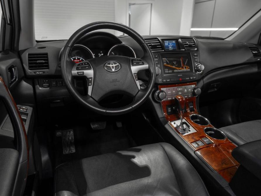 Toyota Highlander II (XU40) Рестайлинг Москва  - изображение 7