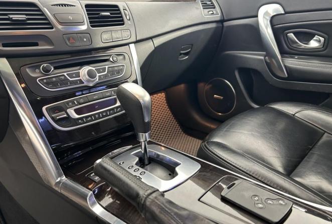 Renault Latitude I с пробегом 2010 года, цена 850 000 рублей, 241695 км, седан, Автокод Объявления