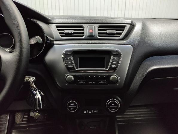 Kia Rio III с пробегом 2013 года, цена 710 000 рублей, 229000 км, хэтчбек, Автокод Объявления