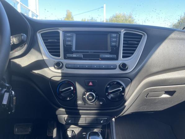 Hyundai Solaris II Рестайлинг с пробегом 2021 года, цена 1 450 000 рублей, 112292 км, седан, Автокод Объявления