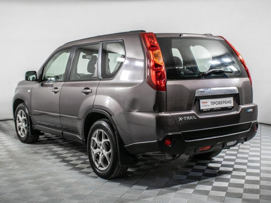 Nissan X-Trail II Москва  - изображение 7