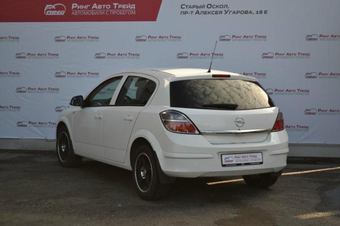 Opel Astra H Рестайлинг с пробегом 2011 года, цена 520 000 рублей, 199122 км, хэтчбек, Автокод Объявления