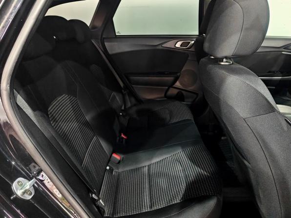 Kia Ceed III с пробегом 2019 года, цена 1 795 000 рублей, 90048 км, универсал, Автокод Объявления