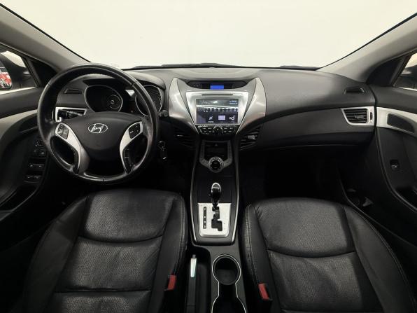 Hyundai Avante V с пробегом 2012 года, цена 835 000 рублей, 206031 км, седан, Автокод Объявления