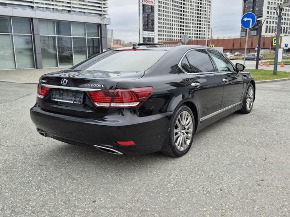 Lexus LS IV Рестайлинг 2 с пробегом 2013 года, цена 2 950 000 рублей, 182488 км, седан, Автокод Объявления