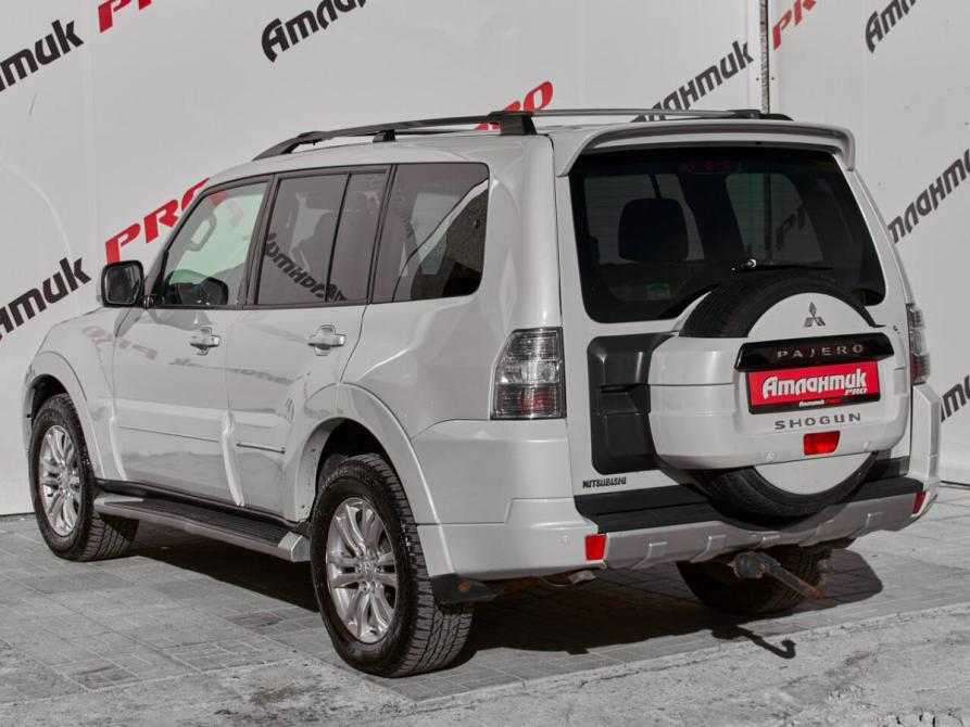 Mitsubishi Pajero IV Рестайлинг 1 Екатеринбург  - изображение 4