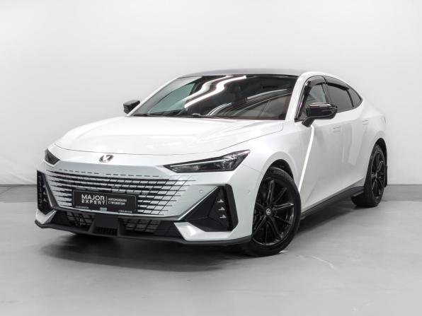 Changan UNI-V I с пробегом 2023 года, цена 2 150 000 рублей, 32676 км, лифтбек, Автокод Объявления
