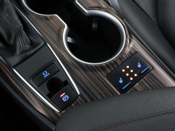 Toyota Camry VIII (XV70) с пробегом 2020 года, цена 3 010 111 рублей, 128817 км, седан, Автокод Объявления