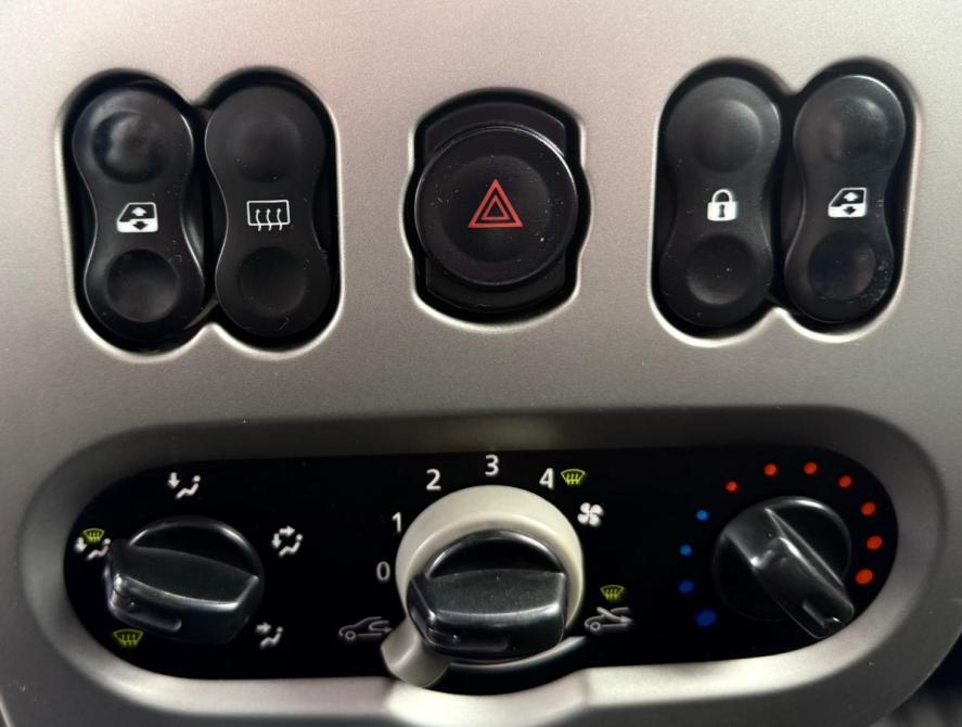 Renault Logan I Рестайлинг Альметьевск  - изображение 13