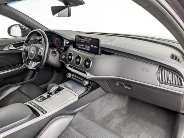 Kia Stinger I Рестайлинг с пробегом 2021 года, цена 3 295 000 рублей, 92876 км, лифтбек, Автокод Объявления