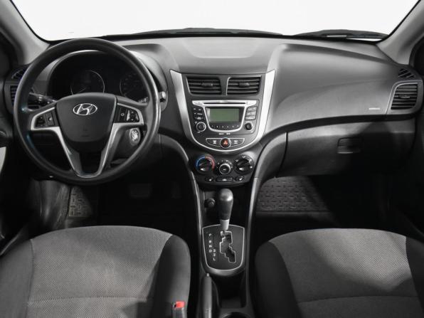 Hyundai Solaris I с пробегом 2011 года, цена 595 000 рублей, 121547 км, хэтчбек, Автокод Объявления