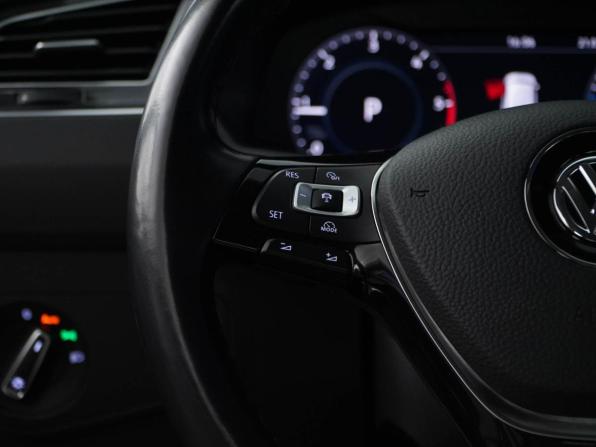 Volkswagen Tiguan II с пробегом 2018 года, цена 2 485 055 рублей, 148536 км, внедорожник, Автокод Объявления