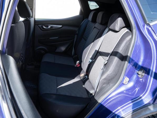 Nissan Qashqai II с пробегом 2018 года, цена 1 975 000 рублей, 94717 км, внедорожник, Автокод Объявления
