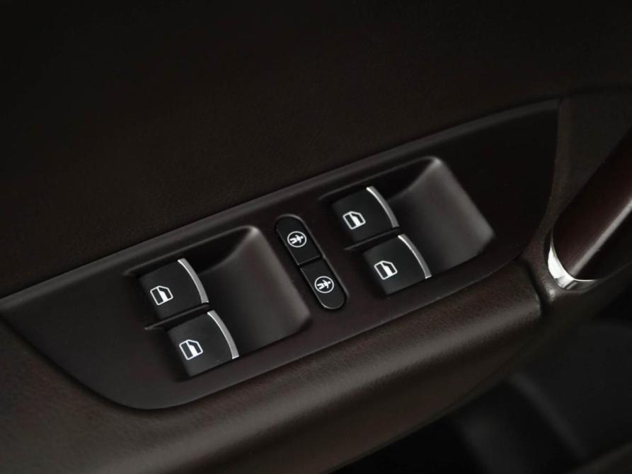 Volkswagen Touareg II Рестайлинг Москва  - изображение 17